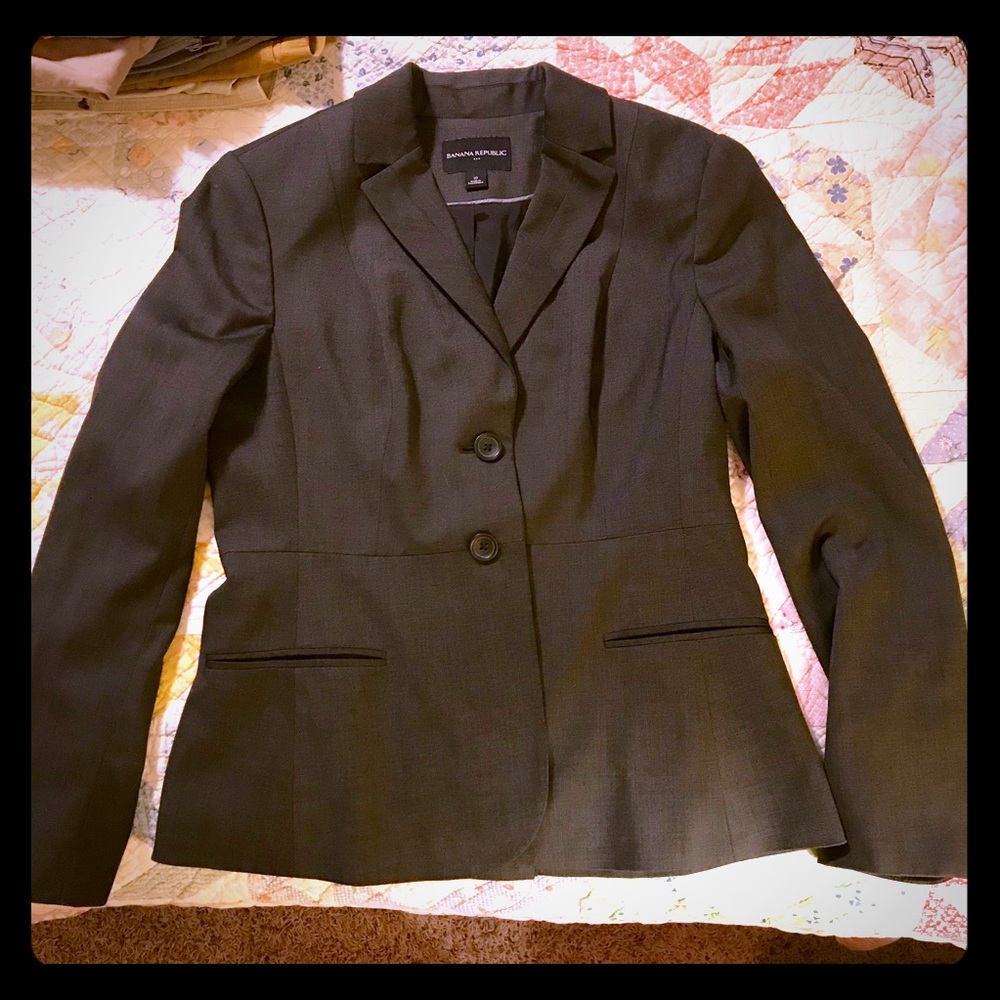 Gray blazer